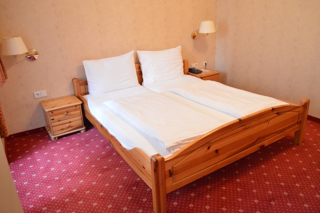 Hotel Pension Walzerstadt Vienna Bilik gambar